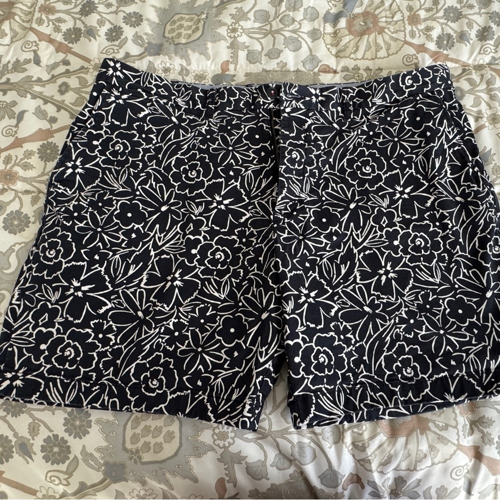 Men's Tommy Hilfiger Flat Front Short Pants Shorts